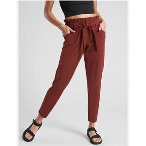 Athleta Paperbag Waist Pants Lightweight, Stretchy with Pockets Women's Size 2